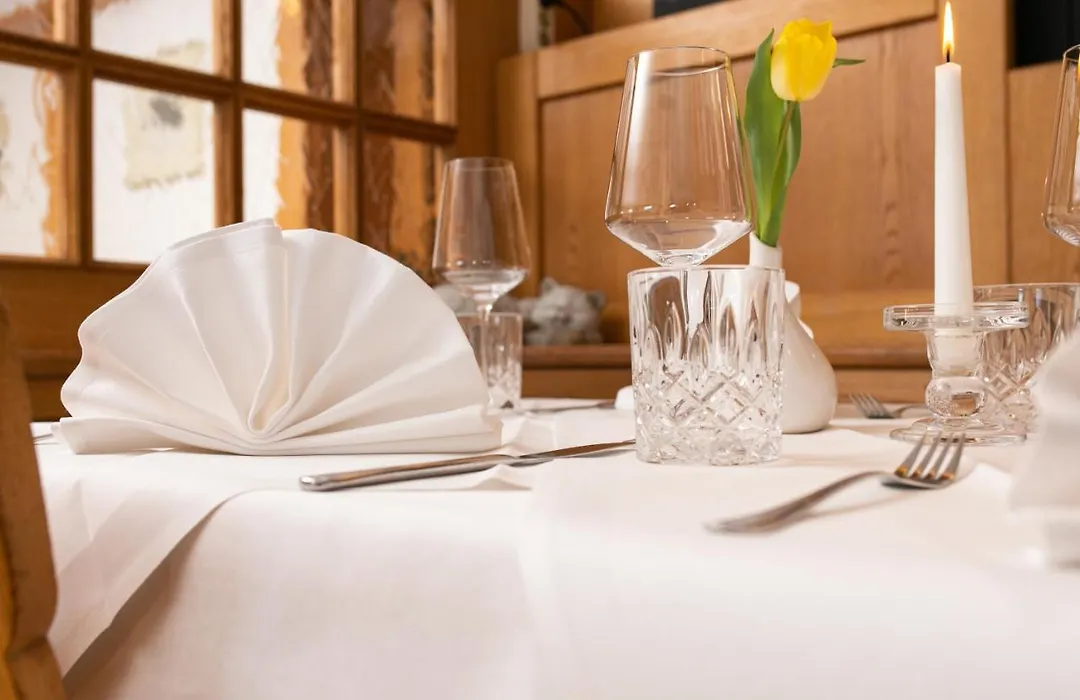 Zur Blume Hotel&Restaurant Efringen-Kirchen bei Basel-1
